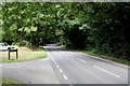 Headley Heath: The B2033 looking north