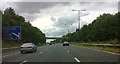 The M621 approaching Asquith Avenue over bridge