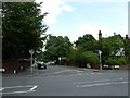 Looking north-east into Grove Avenue from Oxford Road