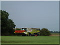 TL1985 : Claas Lexion 670 combine harvester by Richard Humphrey