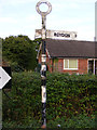 TM0881 : Roadsign on Common Road by Geographer
