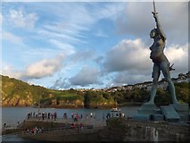 SS5247 : Damien Hirst's "Verity" and Ilfracombe pier by David Smith