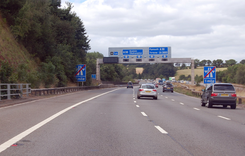 m5-end-of-motorway-1-mile-julian-p-guffogg-geograph-britain-and-ireland