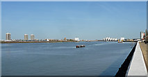 TQ4279 : River Thames at Woolwich by Stephen Richards