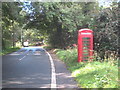 Telephone kiosk at Crapstone