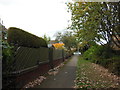 A path leading to Wentworth Way, Hull