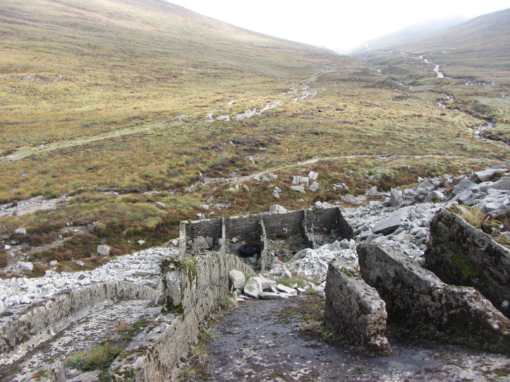 Disused chutes at Crannoge Quarry © Gareth James :: Geograph Ireland