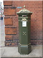 Rochester: postbox № ME1 24, High Street