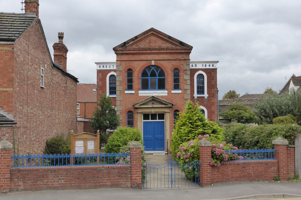 united-reformed-church-bob-harvey-geograph-britain-and-ireland