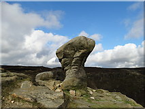 SK1087 : Gritstone pedestal above Grindsbrook Clough by Neil Theasby