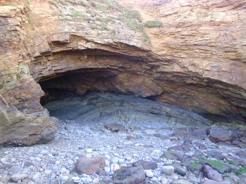 Close up of Fox Hole Cave © Gordon Hatton :: Geograph Britain and Ireland