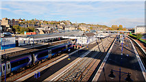 NS7993 : Stirling Railway Station by Doug Lee