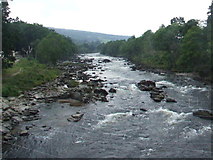 NN9153 : The River Tay upstream from the bridge at Grandtully by Tim Glover