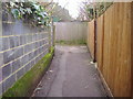 Path to West Street from the playing fields