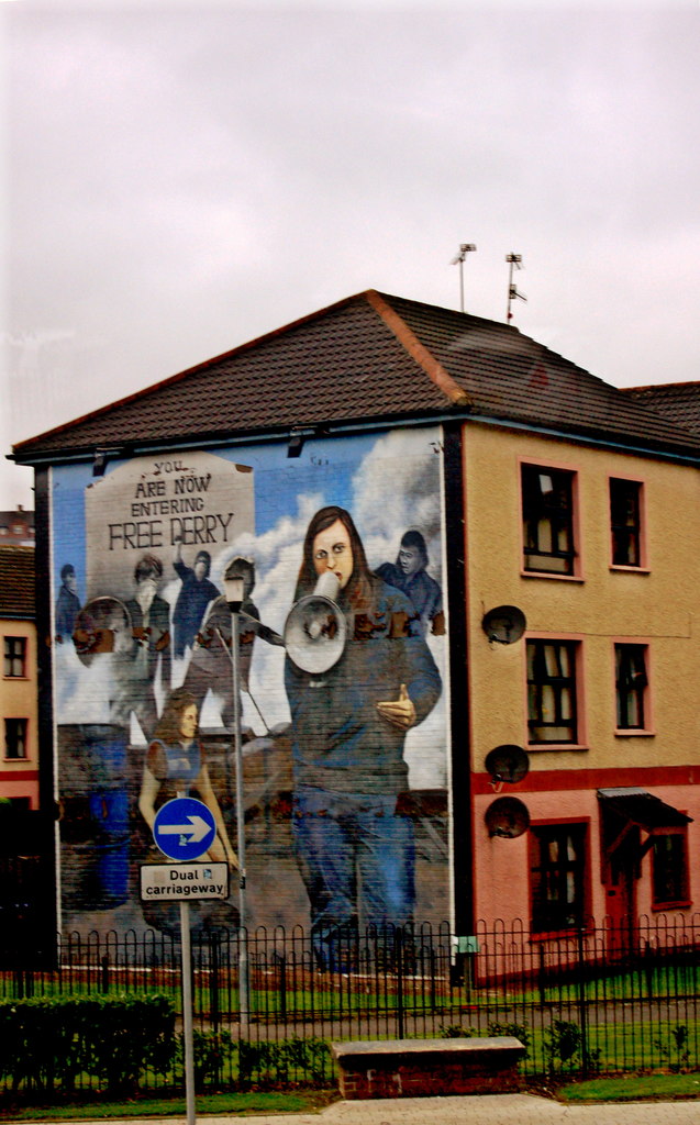 Derry - Bogside - Rossville Street -... © Joseph Mischyshyn :: Geograph ...