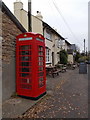 Chetnole: red telephone box