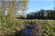 SK9227 : Footbridge across the River Witham near Easton Lane by Tim Heaton