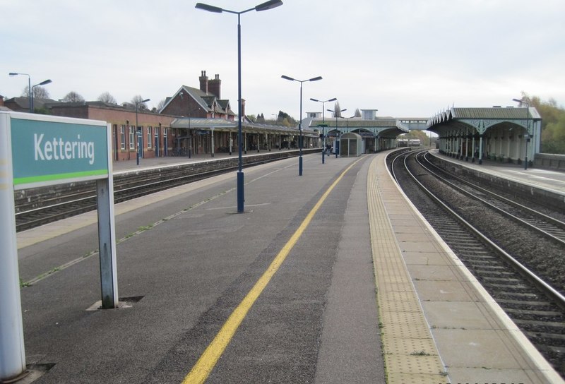 Kettering railway station,... © Nigel Thompson :: Geograph Britain and ...