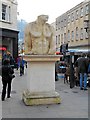 ST7564 : Sculpture of Mark Foster by Ben Dearnley, Southgate Street by David Dixon