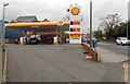 SU4014 : Shell filling station and Select shop, Southampton by Jaggery