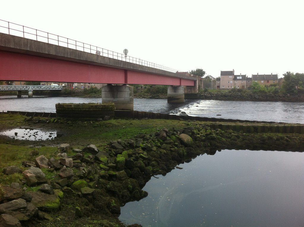 Rail Bridge Over The River Ness In © Darrin Antrobus Geograph Britain And Ireland 2487