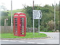 Winterbourne Abbas: red phone box