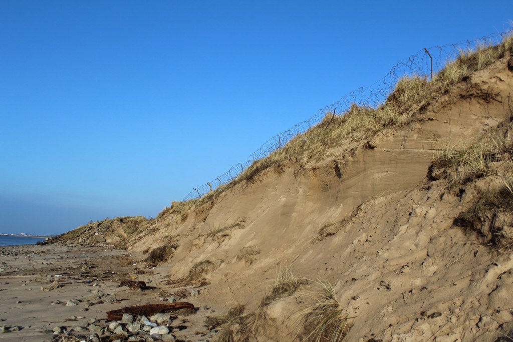 Ardeer Beach & Dunes © Leslie Barrie :: Geograph Britain and Ireland