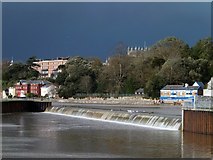 SX9291 : Weir for flood relief channel, Exeter by David Smith