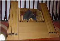 SU4918 : St Thomas, Fair Oak: organ pipes by Basher Eyre