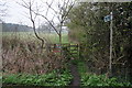 Path leading to the A639 Methley Road