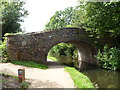 Canal bridge 68 and cycle route 49, Croes y Pant