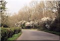 Approaching entrance to Barters Farm