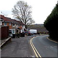 Houses on the east side of a bend in Bryn Celyn Road, Cwmbran