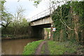 SO9263 : Worcester & Birmingham Canal - bridge no. 37 by Chris Allen