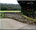 Start of  a footpath from St Brides Netherwent to Magor via Salisbury Farm