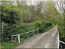 TM3569 : Loves Lane footpath & entrance to Lane House by Geographer