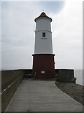 NU0152 : Berwick-upon-Tweed Lighthouse by G Laird