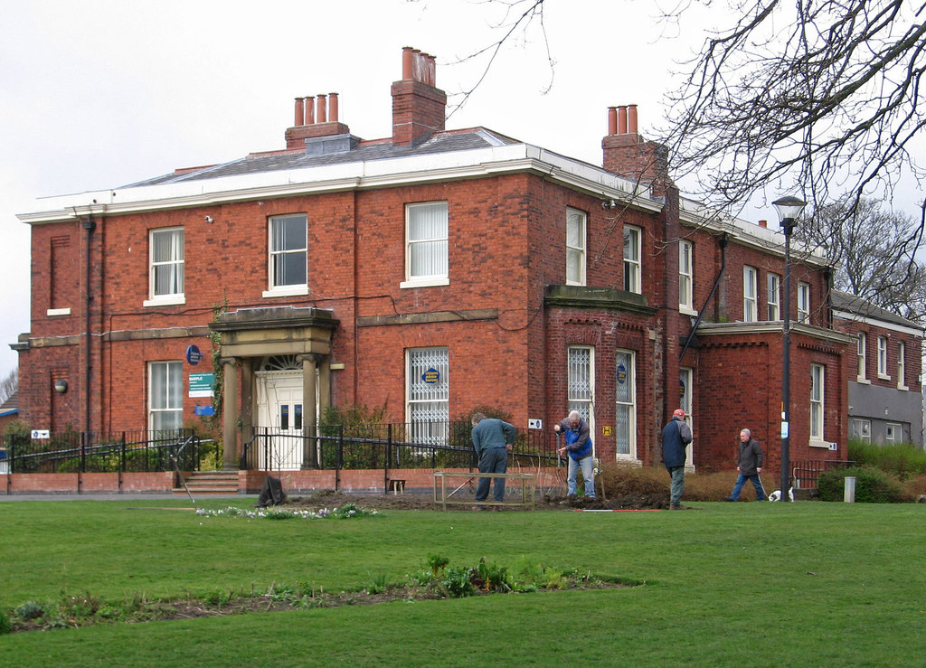 Marple - former Town Hall © Dave Bevis :: Geograph Britain and Ireland