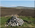 SD6318 : Cairn on Round Loaf by Gary Rogers