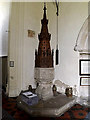 TM1877 : Font of St.Peter & St.Paul Church, Hoxne by Geographer
