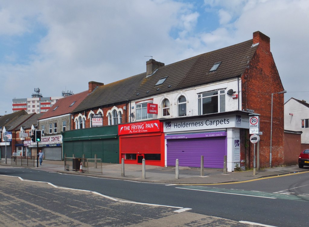 Holderness Road, Kingston upon Hull © Bernard Sharp Geograph Britain