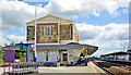 SU1485 : Swindon Station, eastward on Up platform by Ben Brooksbank