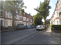 TQ3185 : Horsell Road at the corner of Melgund Road, Highbury by David Howard