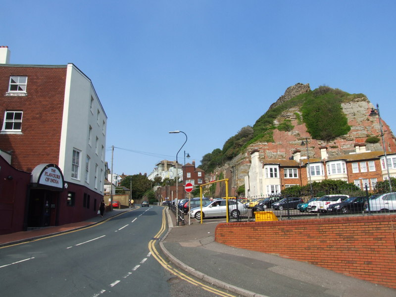 Castle Hill Road, Hastings © Chris Whippet :: Geograph Britain and Ireland