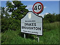 SO9148 : Drakes Broughton village sign by Chris Whippet