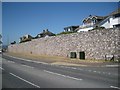 SX9272 : Retaining walls, Bishopsteignton Road near Inverteign, Teignmouth by Robin Stott