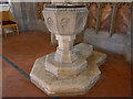 Christ Church, Chelsea: font