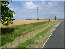 TL3062 : Electricity pylon in a field by Marathon