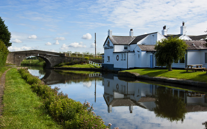 The Saracens Head And Halsall Bridge © Ian Greig :: Geograph Britain ...