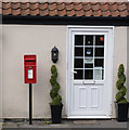 Hairdressing salon entrance and postbox